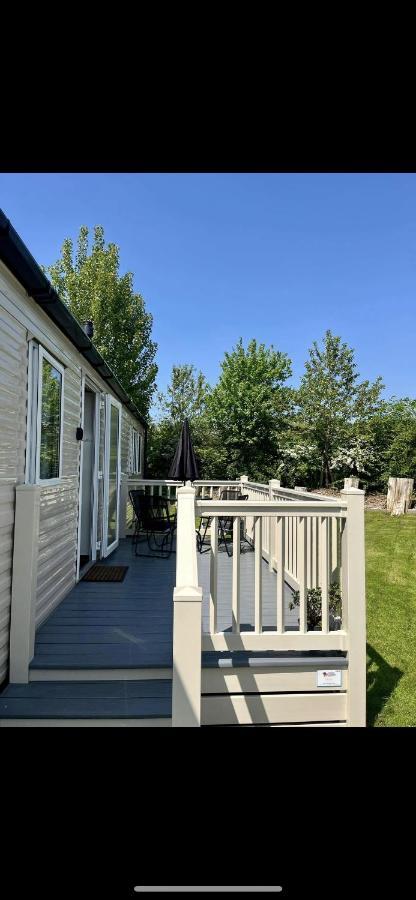 Tarka Holiday Park Ashford  Buitenkant foto