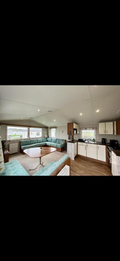 Tarka Holiday Park Ashford  Buitenkant foto